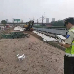 高速公路交通執法大隊：無人機巡查助力安全隱患排查