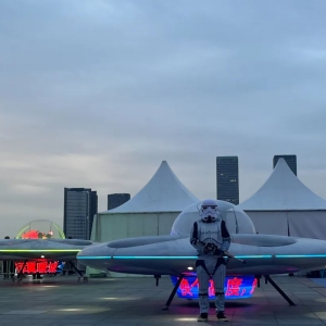 “外星戰艦”空降內蒙古·康巴什低空盛宴